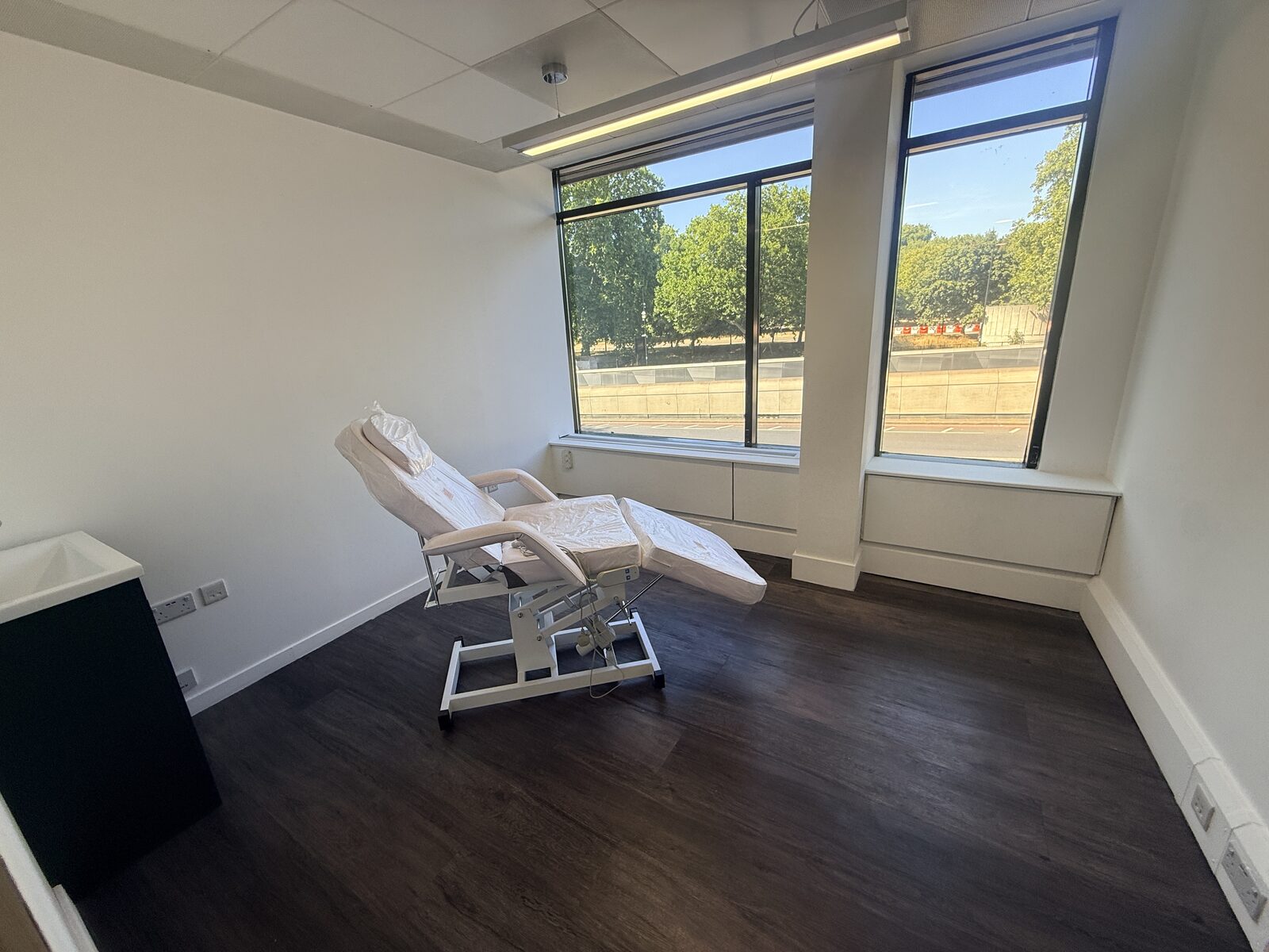 Room 2 at 21 Knightsbridge