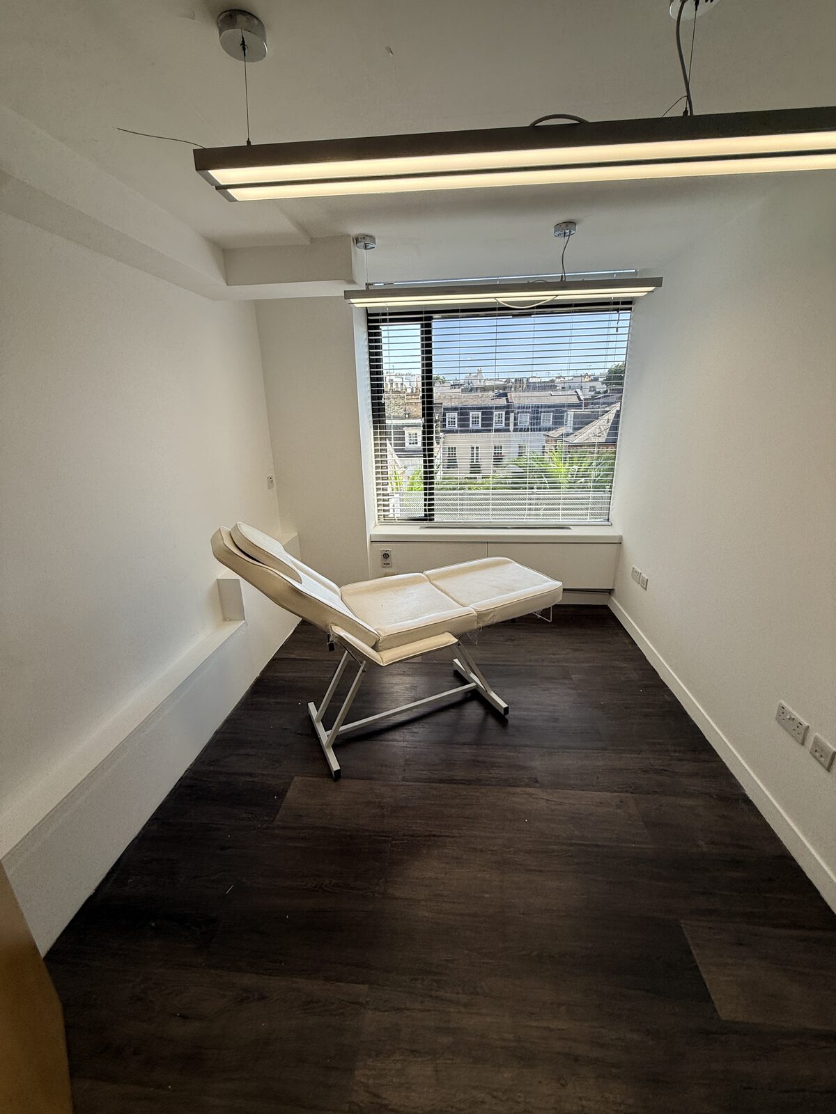 Room 2 at 21 Knightsbridge, view 2